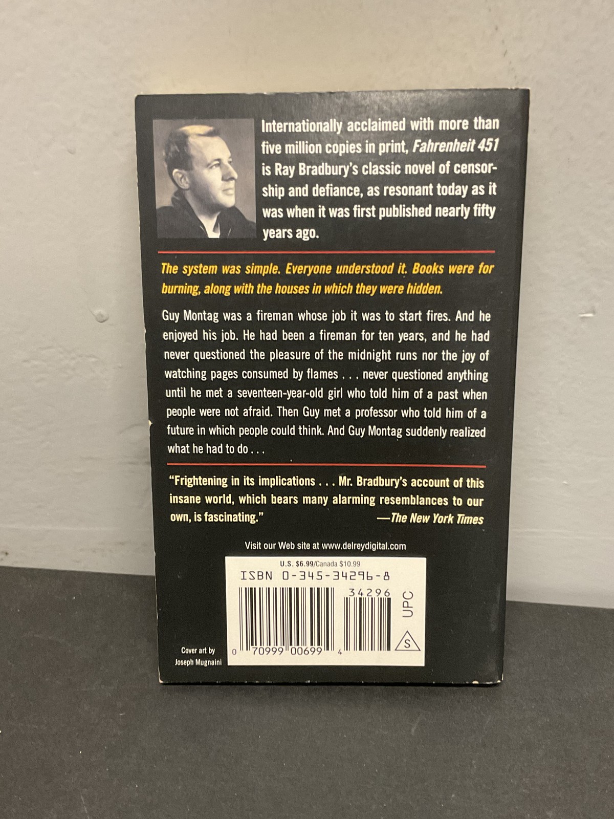 Fahrenheit 451 Ray Bradbury A Del Rey Book Ballantine Books Dystopian Sci-Fi